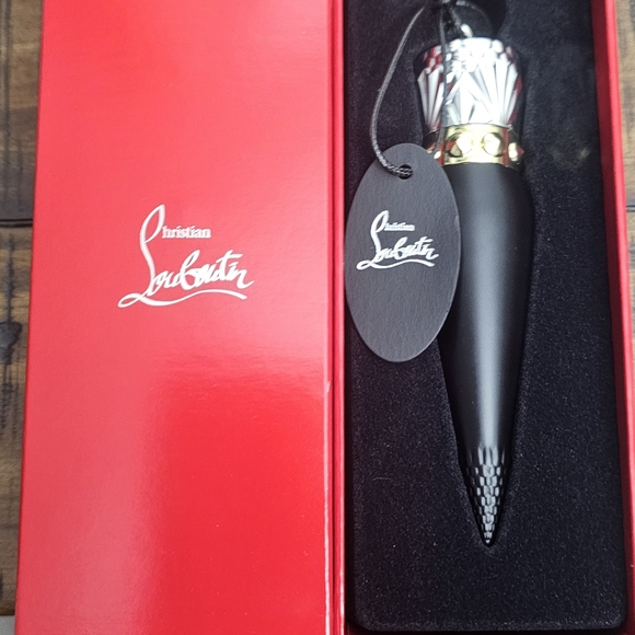 Authentic Christian Louboutin Rouge Louboutin Lipstick Velvet Matte NEW - Picture 8 of 10